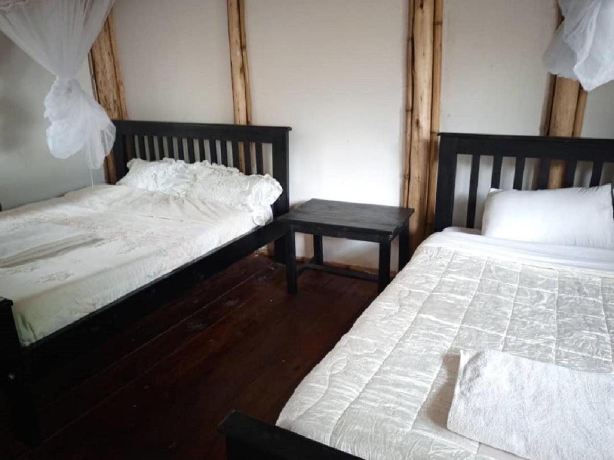 Ruhija Community Rest Camp Bed and Breakfast Kabale Esterno foto